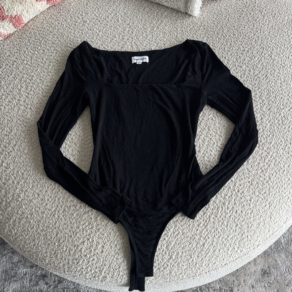 superdown Black Long Sleeve Square Neck Bodysuit